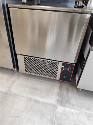 Abbattitore di Temperatura 5 Teglie GN 1\1 - 60x40