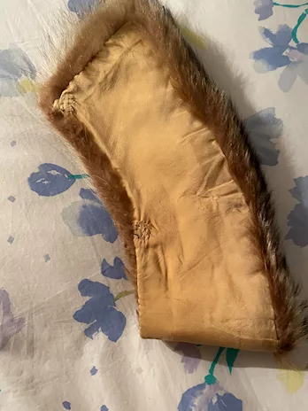 Colli di pelo vario