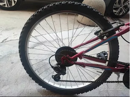 Mountain bike donna taglia 24, come nuova, prezzo è leggermente trattabile - Foto 3