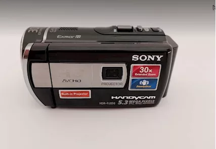 Sony HDR-PJ200E, come nuova - Foto 4