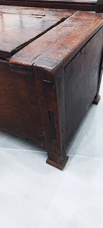 Antica cassapanca in legno - Anteprima 5