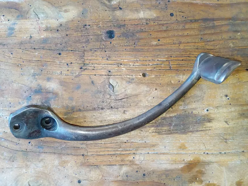 Pedivella Vespa faro basso ferro