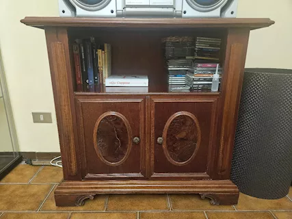 Mobile per stereo o TV