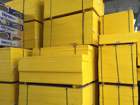 Noleggio pannelli gialli per armatura