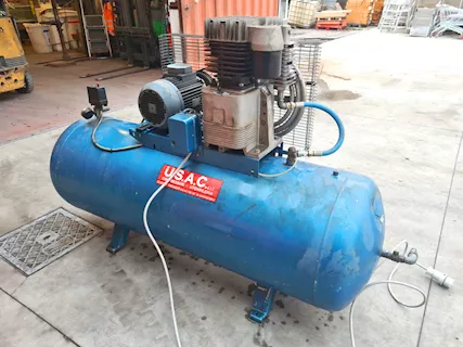 Compressore ad aria USAC usato