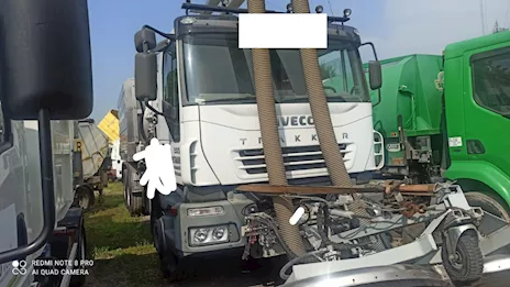 Iveco 260.35 3 assi doppio ponte telaio Km 0