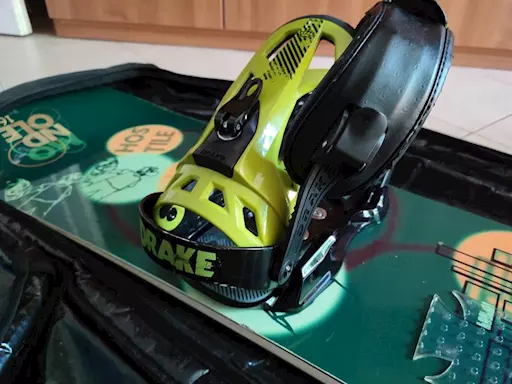 Snowboard con attacchi e custodia