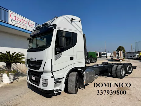 Iveco Stralis AS 260S48 3 assi telaio full pneumatico Euro 6