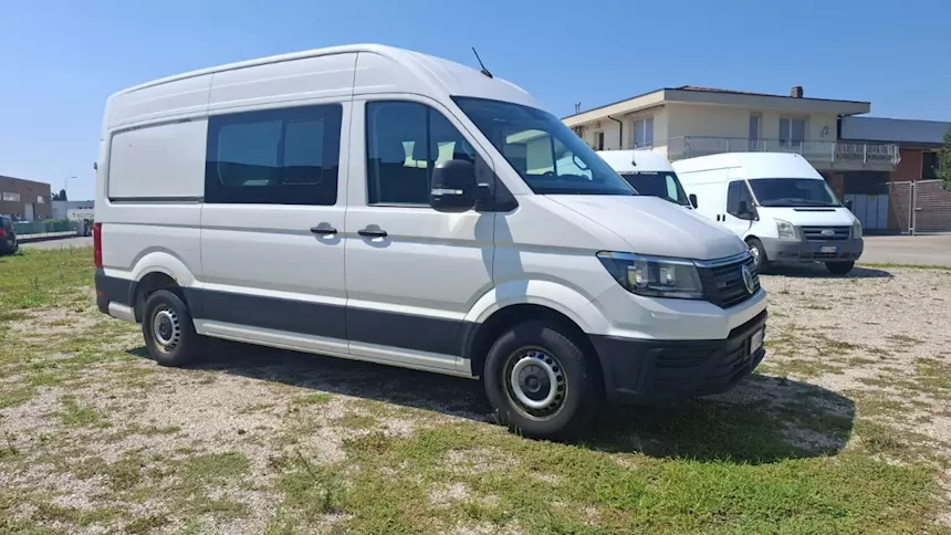 Volkswagen Crafter 4X4 - Furgone 6 Posti, passo medio, tetto alto