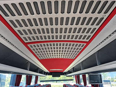 VENDO PER RICAMBI Marca VOLVO B12B 9900 - 420 CV - EURO 3 Anno 2002 - Anteprima 5