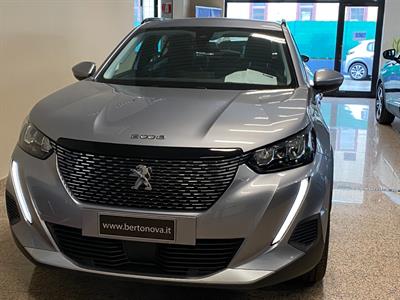 Peugeot 2008 Allure Navi Pack Pure Tech 130CV KM0
