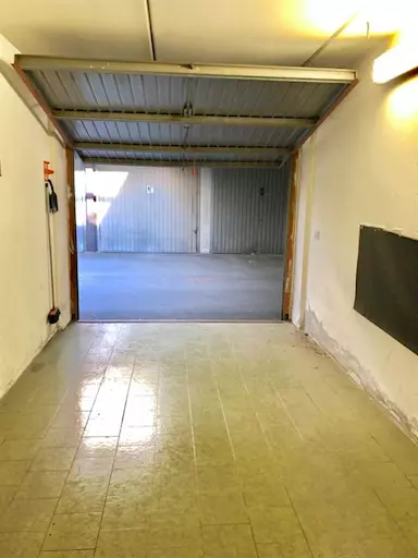 Garage coperto affitto