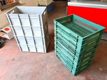 Cassette in plastica alimentare usate