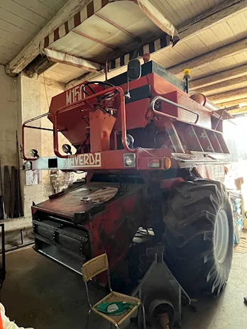 Mietitrebbia Laverda m150