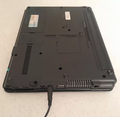 Portatile Laptop Notebook Marca HP Compaq 6735s completo di tutto - Foto 6