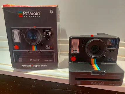 Polaroid OneStep+ i-Type Camera con accessori
