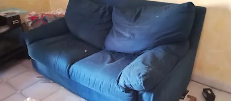 Divano Chateau d'Ax due posti buone condizioni