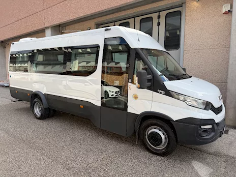 Daily 24 posti con pedana disabili
