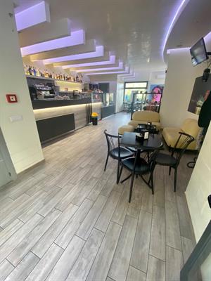 Bar completo 2020 come nuovo, prezzo trattabile - Foto 2