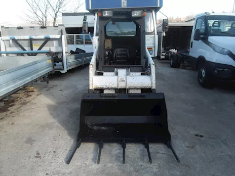 Mini Tipologia Pala Bobcat 553, ottime condizioni - Anteprima 2