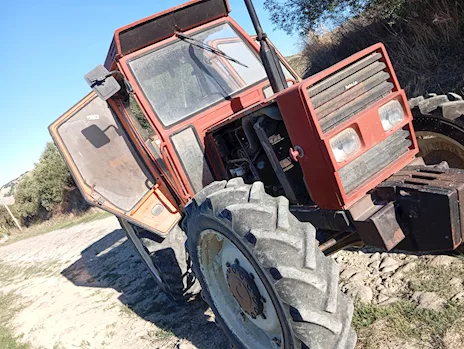 Trattore agricolo usato Fiat 680 DTH