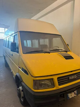 2 Scuolabus Iveco 45.10 posti 29