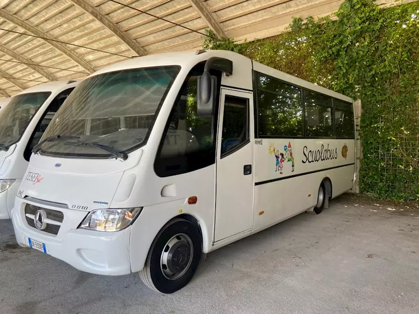 Foto 5Mercedes-Benz 818 Sitcar Scuolabus - 43 posti Km 300000, unico proprietario