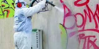 Rimozione graffiti Bologna