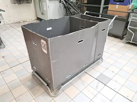 3 carrelli per rifornimento scaffali market usati