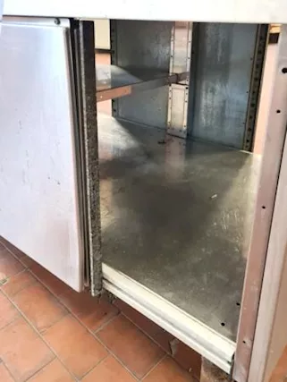 Tavolo inox armadiato a isola usato - Foto 4