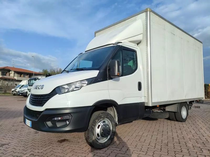 Foto 2Iveco Daily 35C14 furgone 4,1 m e sponda 2021 Euro 6 Km 150000