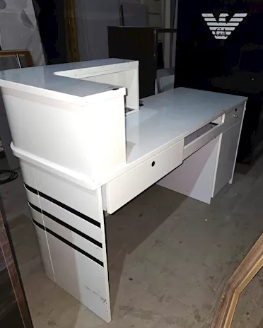 Banco cassa bianco con desk laterale C3830 - Anteprima 2