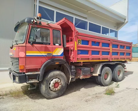 Iveco 330.36 6x4 norm, ali e targa gialla Cassone Ribaltabile - Anteprima 2