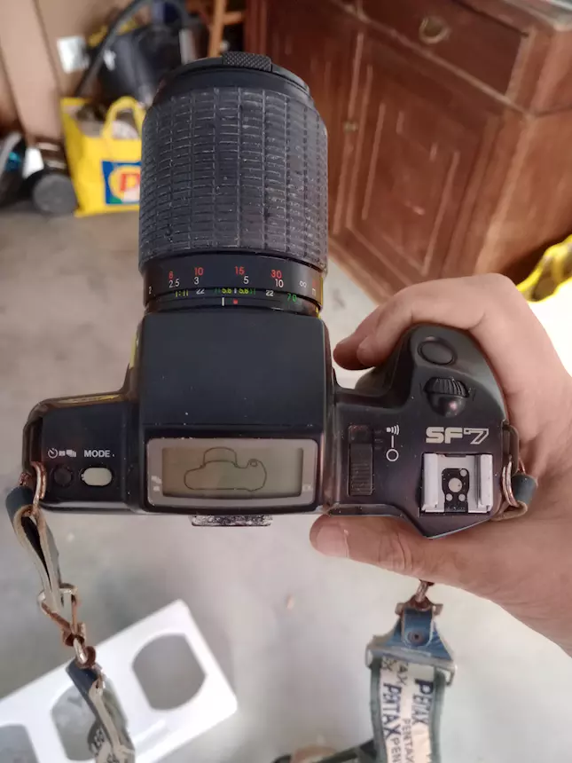Reflex Pentax SF7
