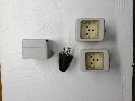 STOCK PRESE E SPINE PER 380/220 VOLT - Foto 4