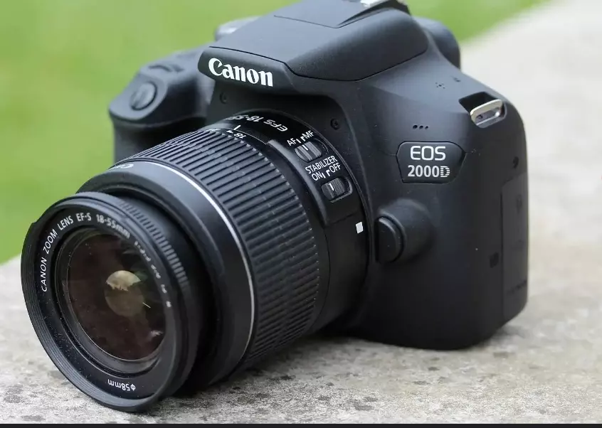 Canon 2000D