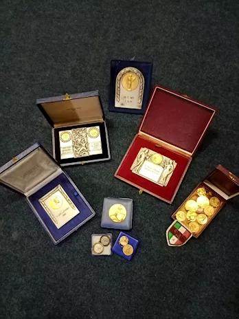 Lotto di medaglie sportive vintage - Foto 6