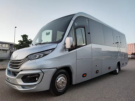 Nuovo Pronta Consegna Pegaso 8,50 mt. 31 posti Grigio Metal