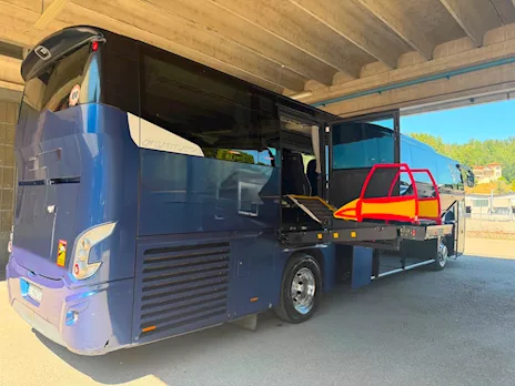 Autobus VDL 61 posti con pedana disabili
