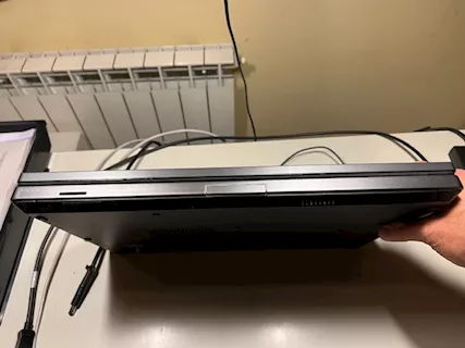 Mobile Workstation Marca HP EliteBook 8760W, prezzo non trattabile - Anteprima 4