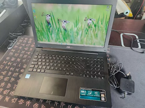 Computer portatile notebook ASUS con Windows 10 - Foto 2