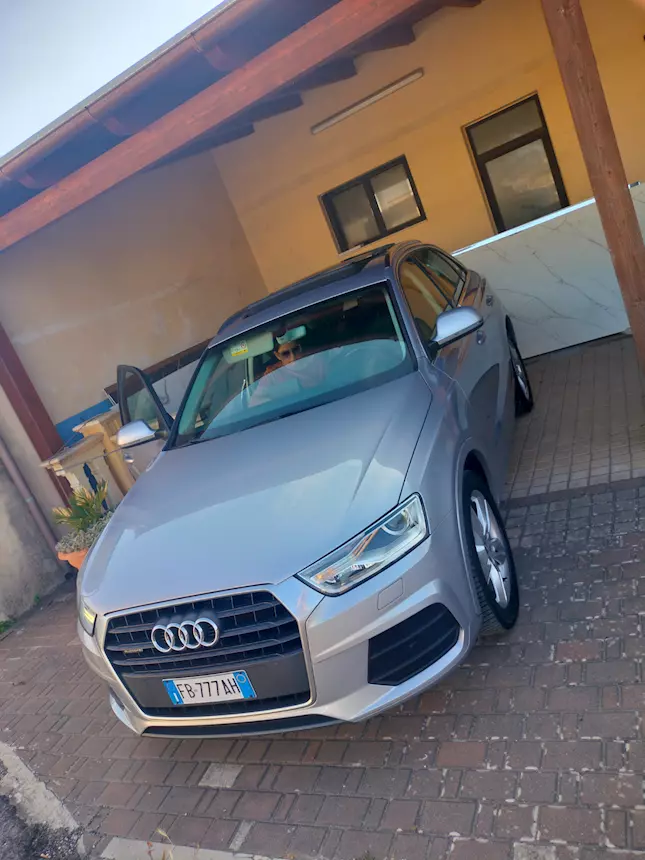 Q3 s line automatico stra full Anno 2017 Km 260000 Colore Grigio