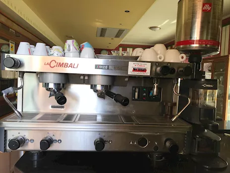 Macchina professionale da bar La Cimbali M28