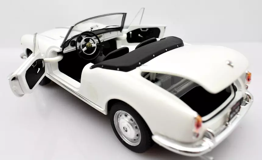 Foto 3Alfa Romeo Giulietta Spider (1961), modello nuovo