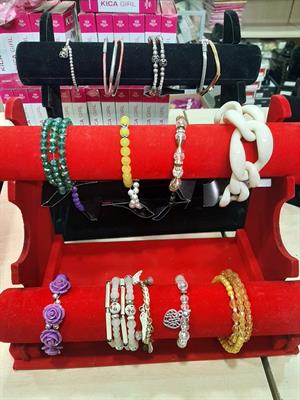 Bracciale e porta bracciale
