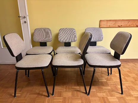 Set di sei sedie da ufficio senza rotelle