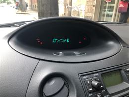 Foto 5 Toyota Yaris 1.0 i 16V Euro 4 155000KM Utilitaria Benzina, unico proprietario