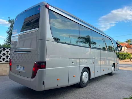 S 411 HD EURO V Marca Setra, anno 07, cambio: manuale - Anteprima 3