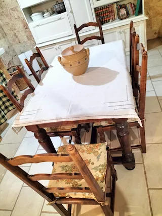 Tavolo Pranzo, in legno, in buone condizioni - Anteprima 1