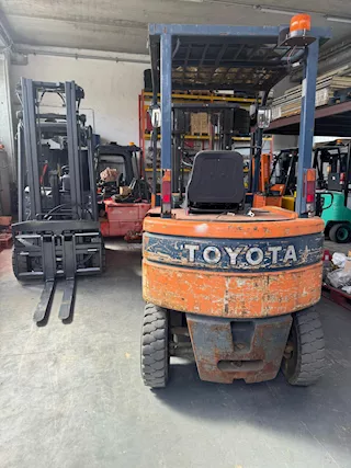 Muletto/Carrello Elevatore Toyota Elettrico